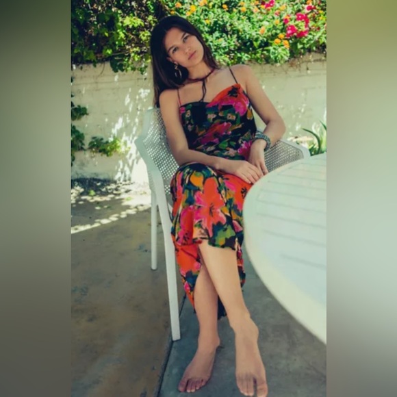 uo rosalia chiffon maxi dress Rosalia Chiffon Maxi Dress